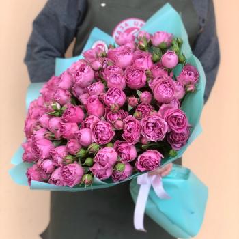Букет из кустовых розовых роз артикул букета: 22491