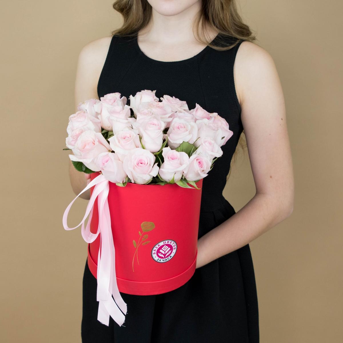 Розы розовые в шляпной коробке Артикул  252t