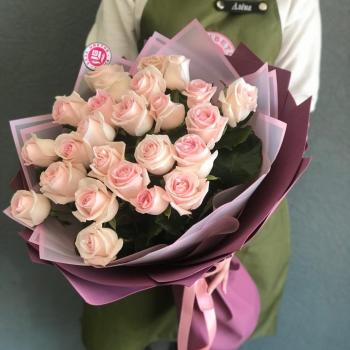 Бело-розовые розы 60 см (Россия) [№  42714tol]