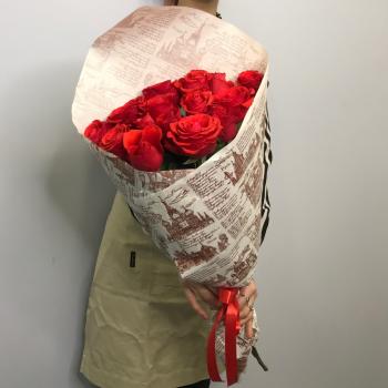 Красные розы 15 шт 60см (Эквадор) (артикул букета: 15414tol)